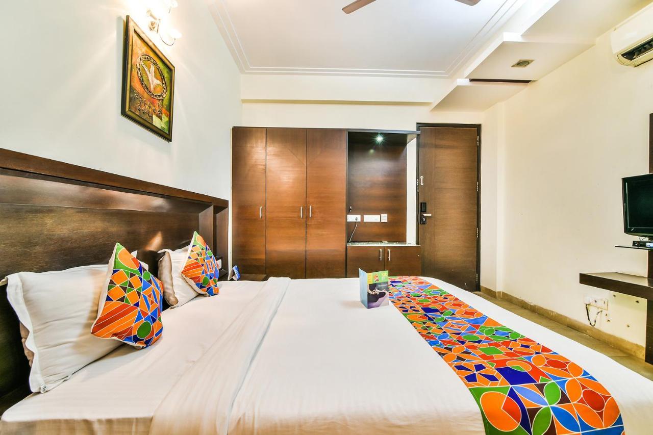 Fabhotel Oasis Dlf Phase 3 古尔冈 外观 照片